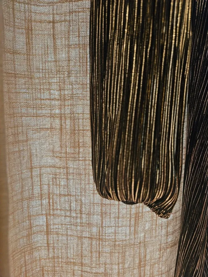 Robe. - photo numéro 4
