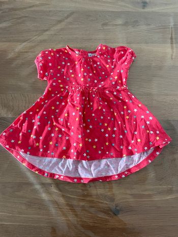 Robe rouge motifs étoiles 12 mois