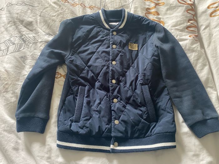 Veste bleue marine à pressions Lulu castagnette 8 ans