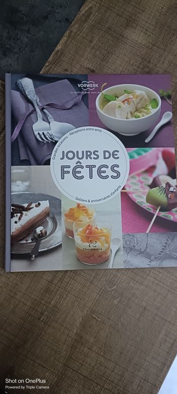 Livre de recettes salées et sucrées jour de fêtes sale