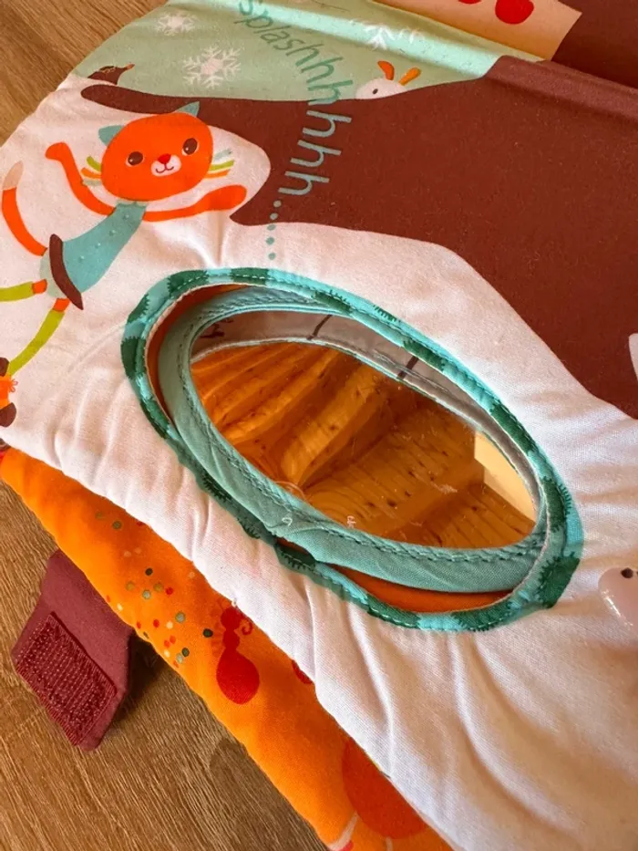 Livre tissu bébé sensoriel “Automne” Lilliputiens Très bon état - photo numéro 5