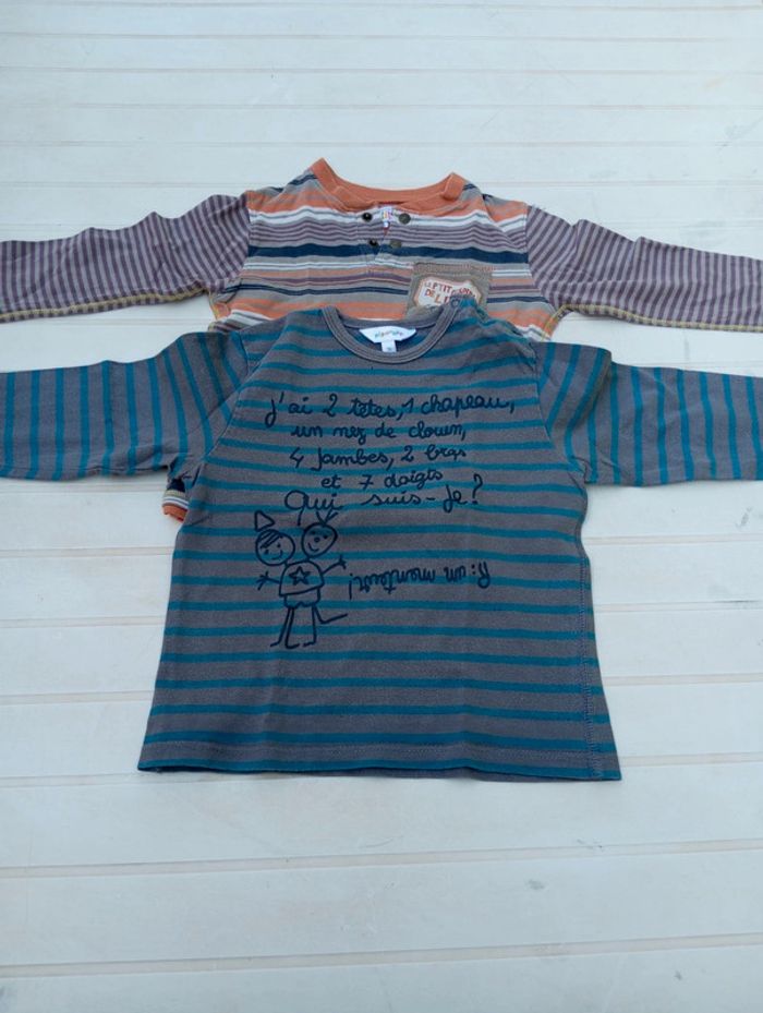 Lot de 2 tee shirt a manches longues, de taille 3 ans.