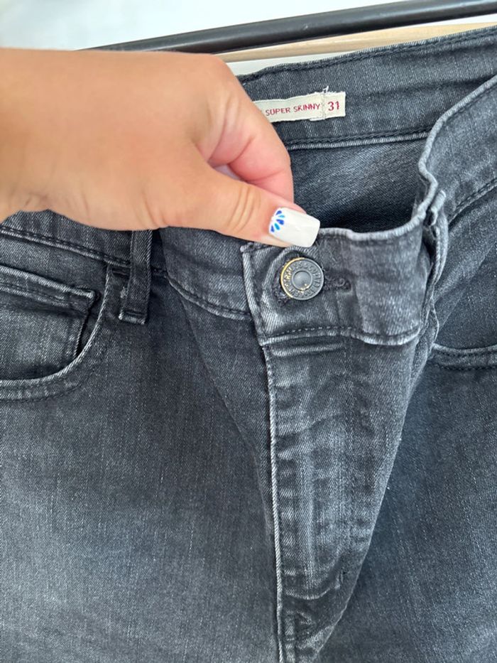 Jean skinny noir Levi’s taille 41 - photo numéro 4