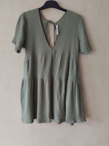 Robe kaki neuf