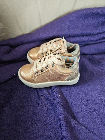 Chaussures fille P 19