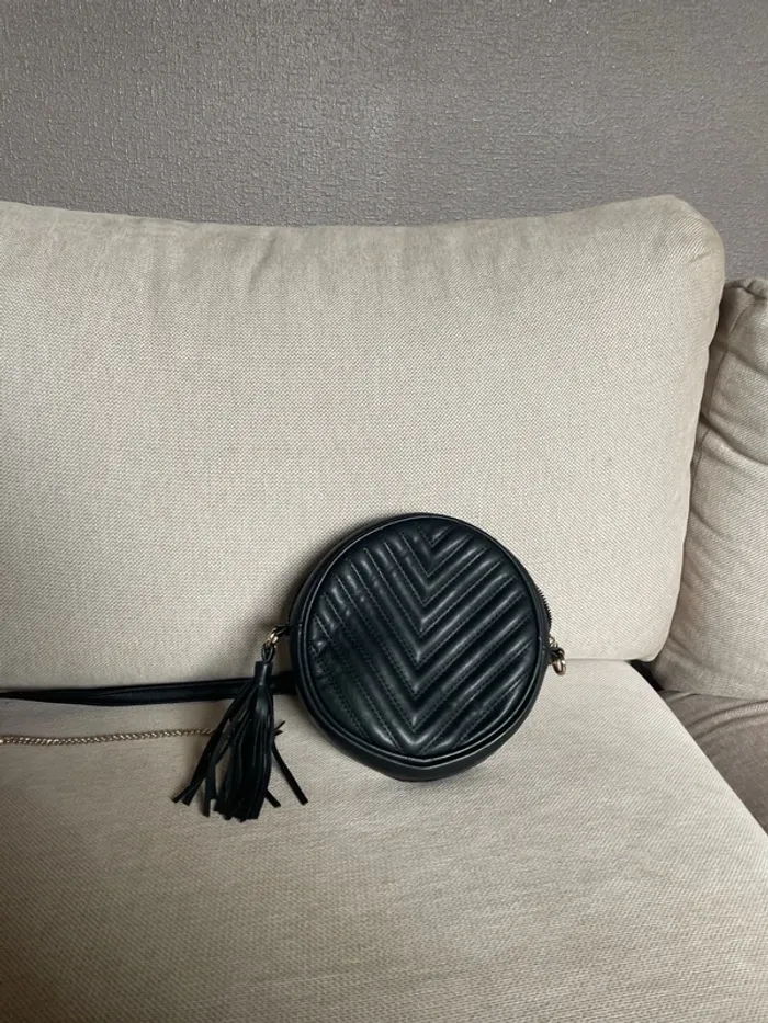 Sacoche ronde noire comme neuve - photo numéro 2