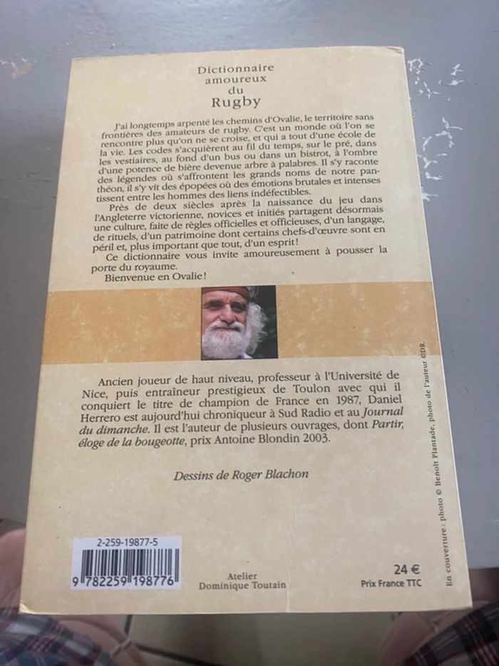 livre Dictionnaire amoureux du rugby neuf - photo numéro 2