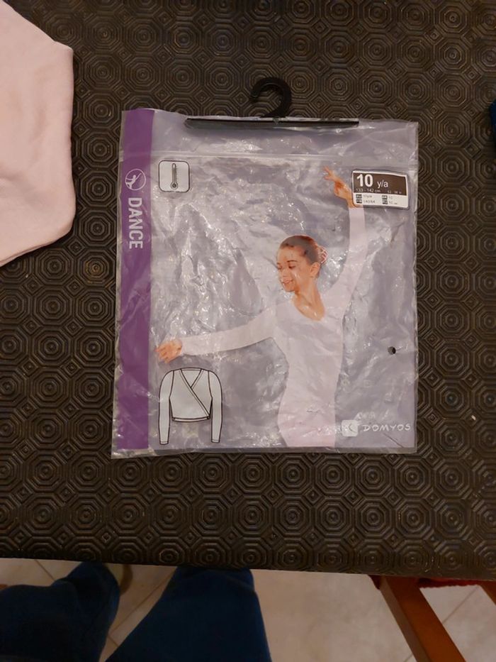 Gilet de danseuse - photo numéro 2