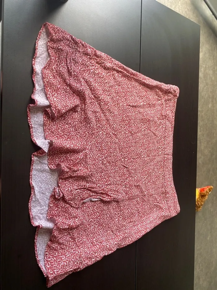 Jupe d’été rose et blanche neuve Camieu