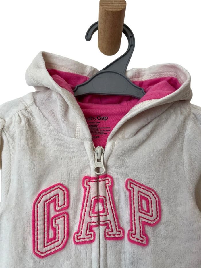 Veste à capuche rose - baby GAP 3-6 mois - photo numéro 2