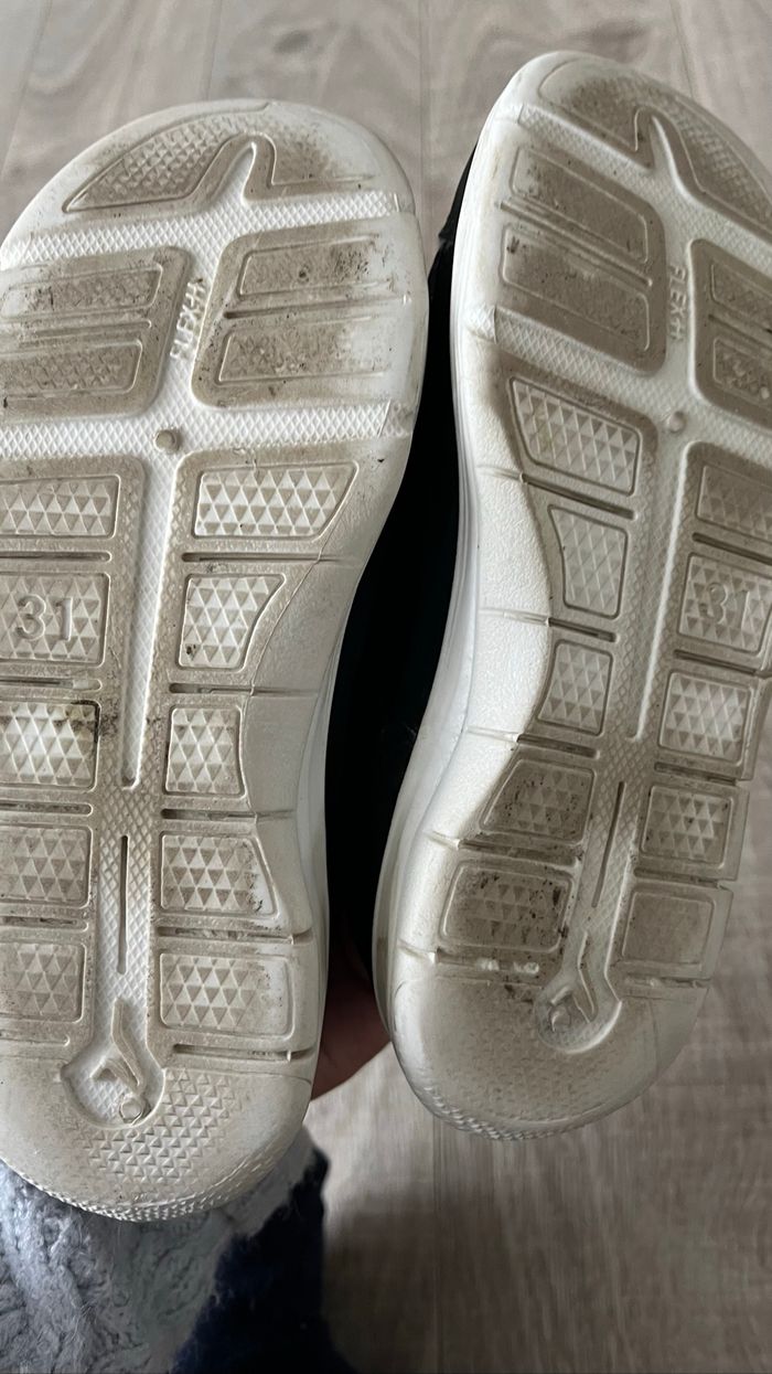 Baskets décathlon taille 31 - photo numéro 4