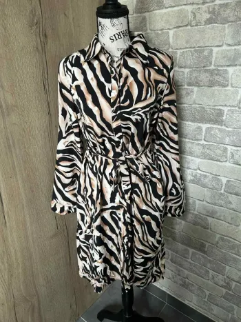 Robe chemise avec ceinture taille S