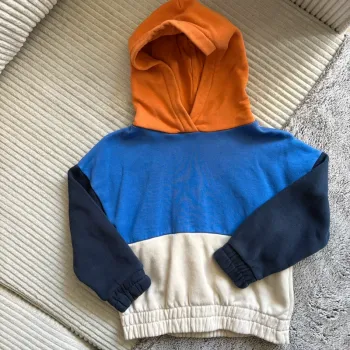 Sweat-shirt à capuche 4ans