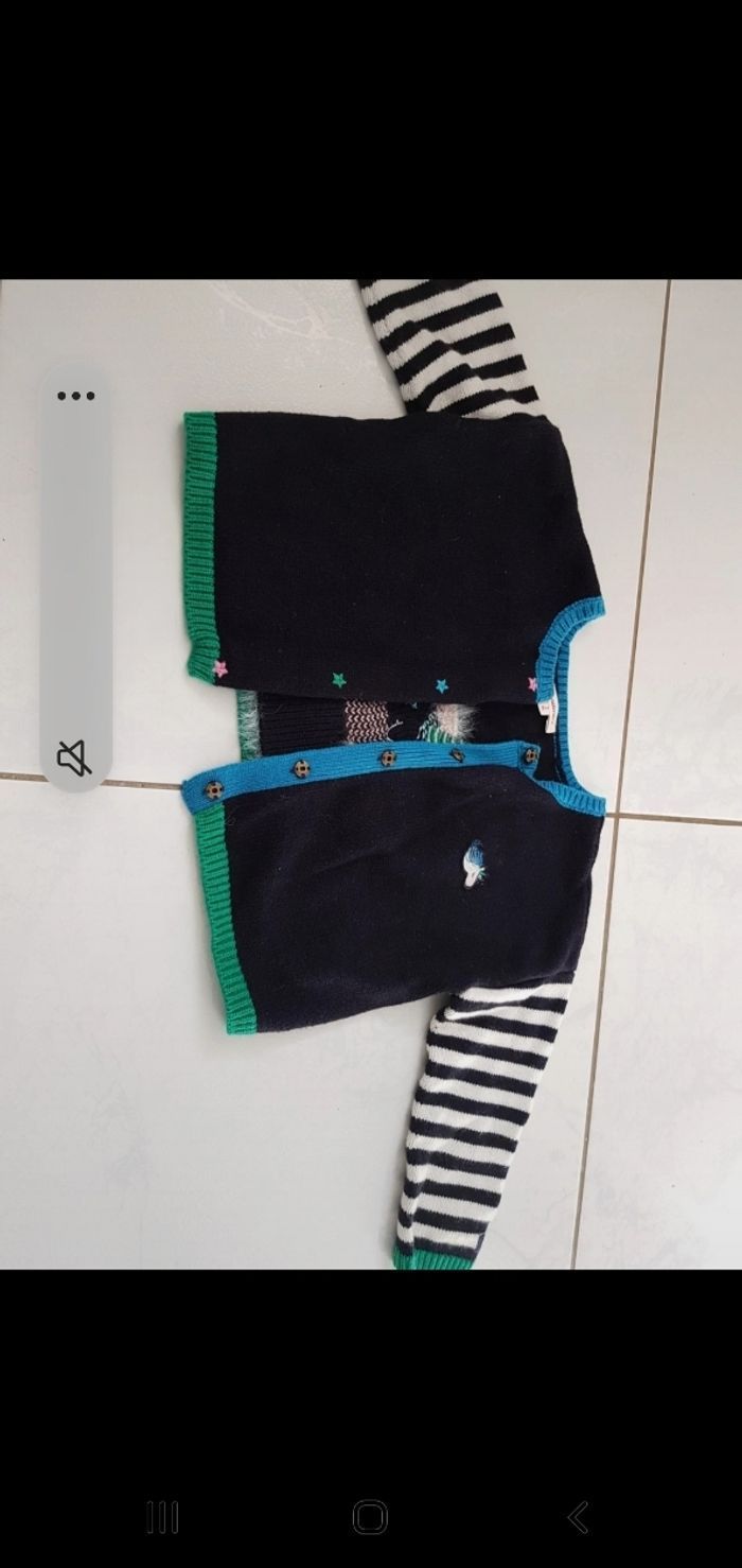 Lot vêtements fille 18 mois - photo numéro 2