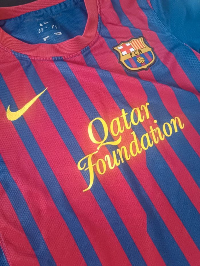 Maillot de football Barcelone taille S - photo numéro 8