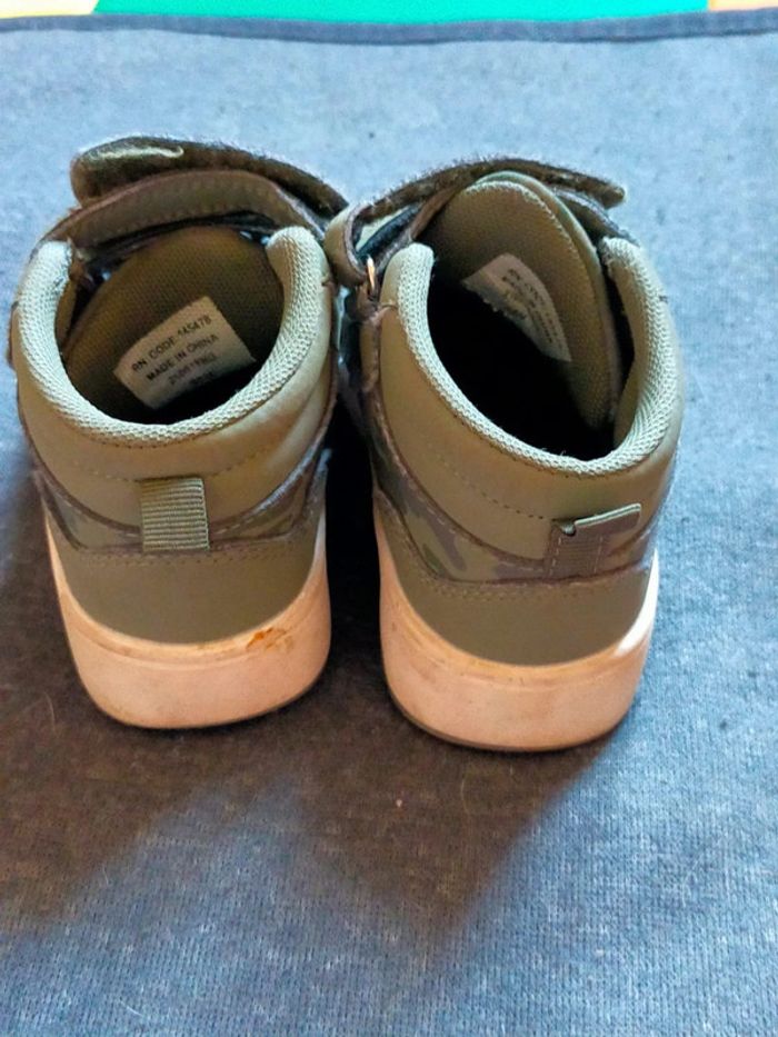 Lot 2 paires baskets garçon Primark – Pointure 24 - photo numéro 11