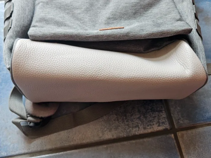 Sac a dos cabaïa gris M jamais servi - photo numéro 7