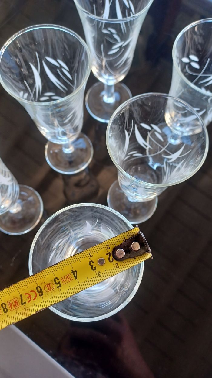 Verre a pied très bon état lot de 6 lot - photo numéro 3