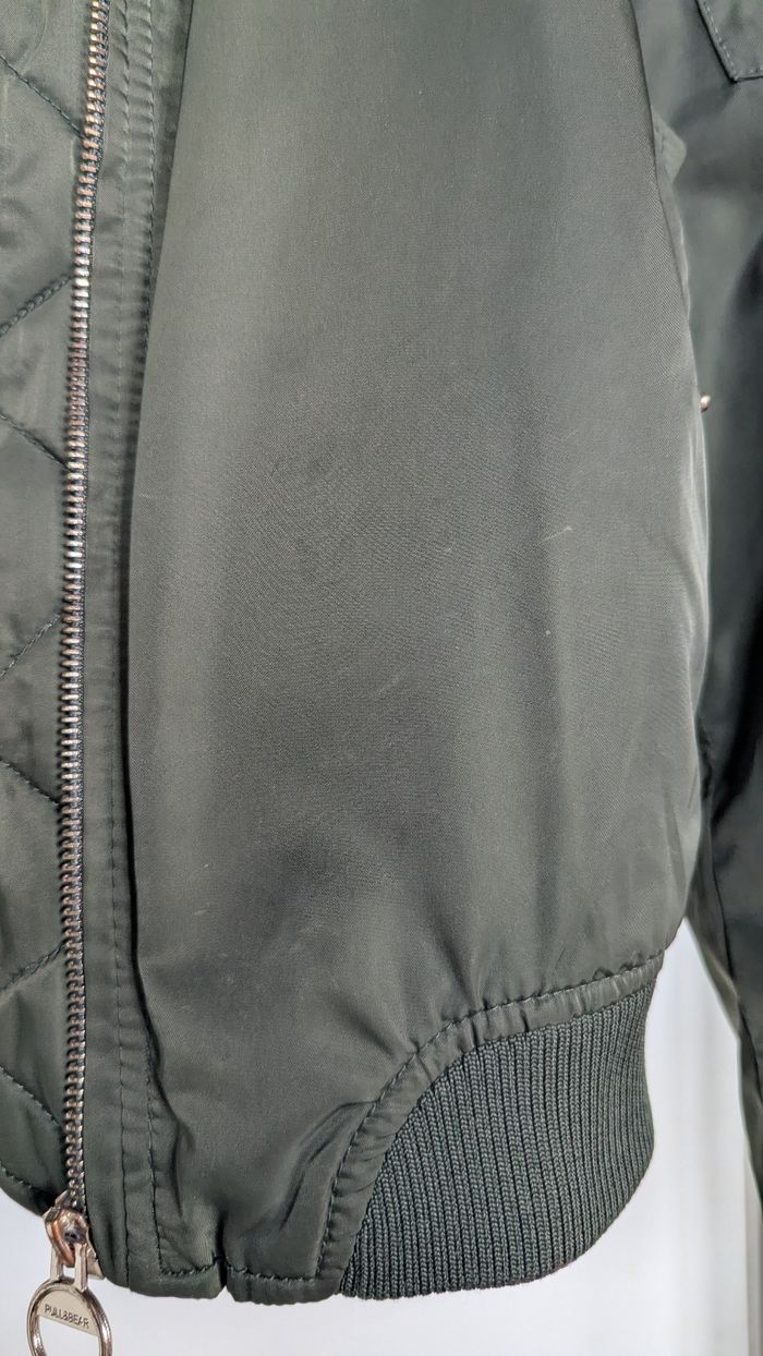 Veste bombers Pull&Bear taille S vert kaki - photo numéro 4