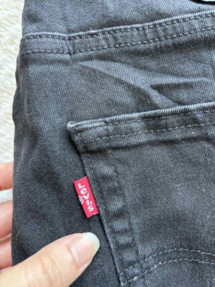 Jean Levi’s homme 512 Slim Taper Stretch W33 42/44 L L30– coupe slim moderne noir - photo numéro 3