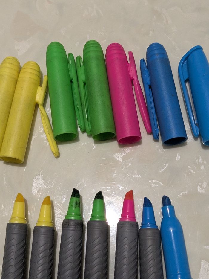 Lot de 7 stylos Surligneurs BIC, jaune, vert, rose, bleu. - photo numéro 4