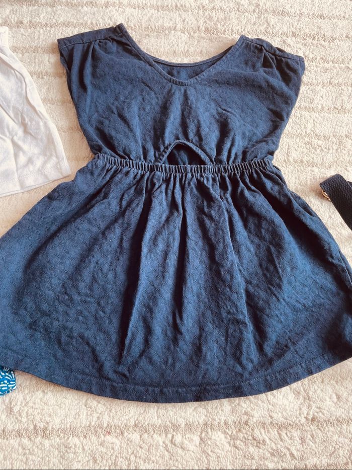 Lot vêtements fille 3 ans - photo numéro 3