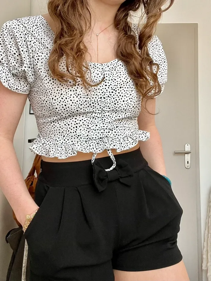 Haut julia 🌸