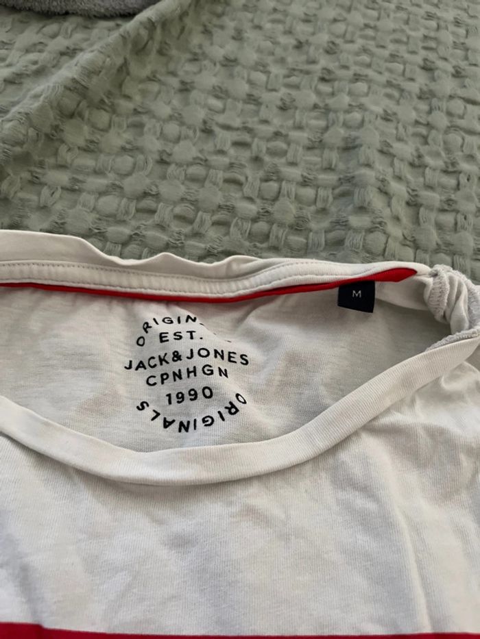 Tee shirt neuf - photo numéro 2