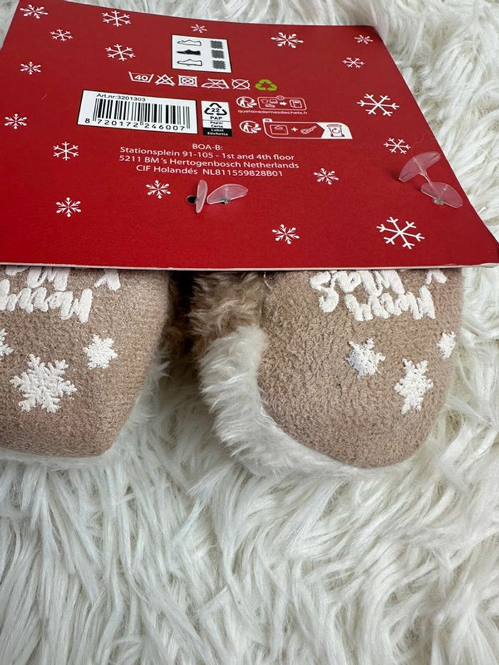 Paire de chaussons Noël taille 16-17 - photo numéro 4