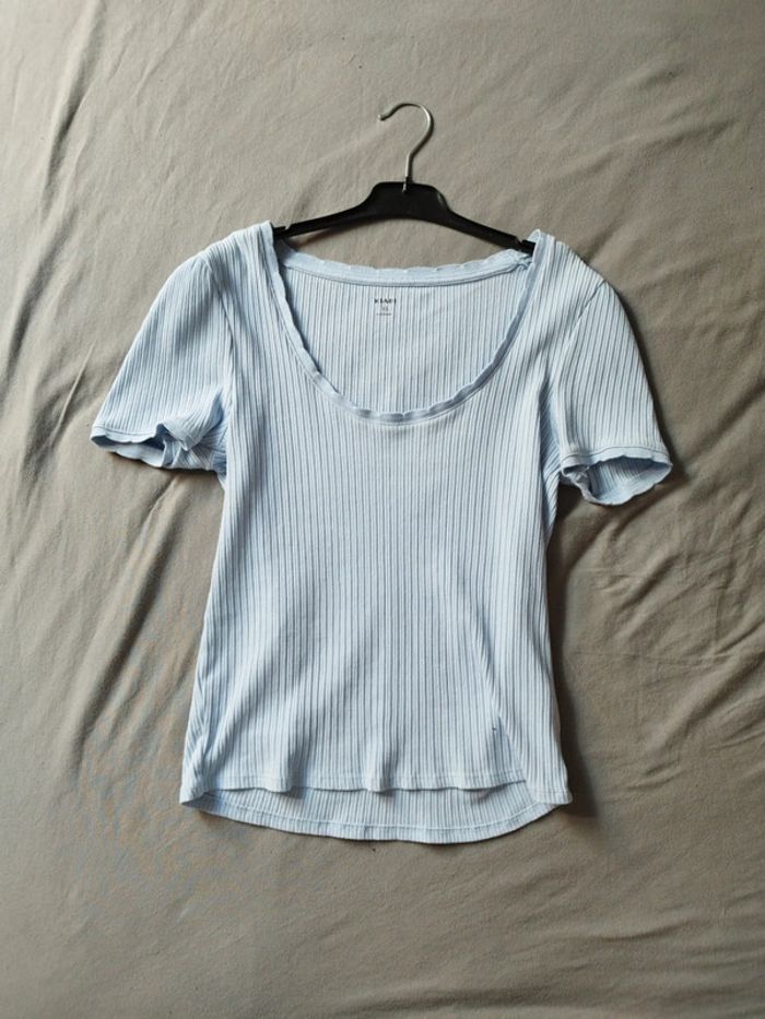 T-shirt bleu clair Kiabi taille XS