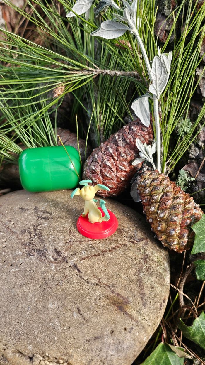 Super figurine Pokemon Nintendo Phyllali 3cm - photo numéro 2