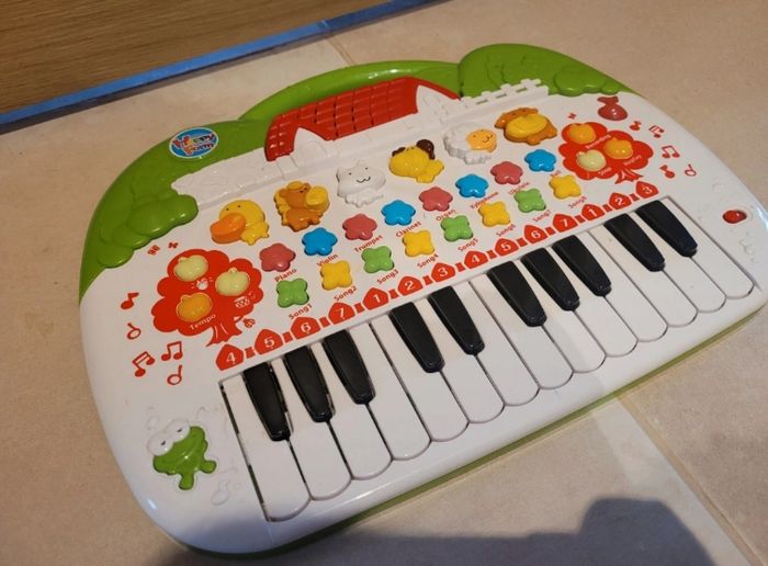 Piano enfant - photo numéro 2