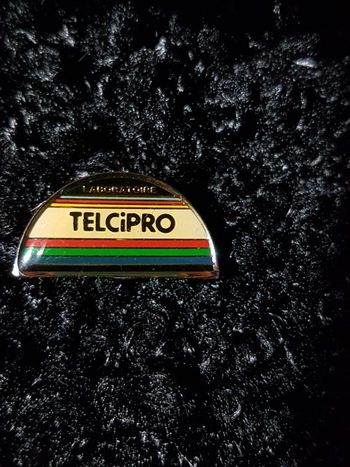 Pin's laboratoire Telcipro