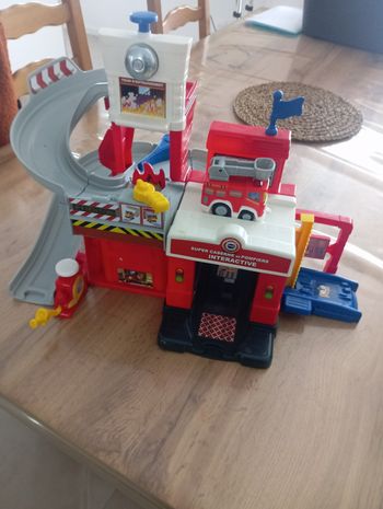 Caserne pompier Tutu bolide