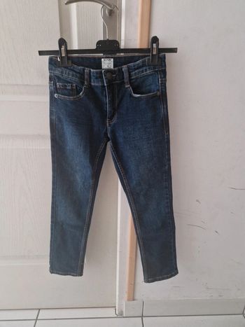 Jean Kiabi taille 7 ans excellent état