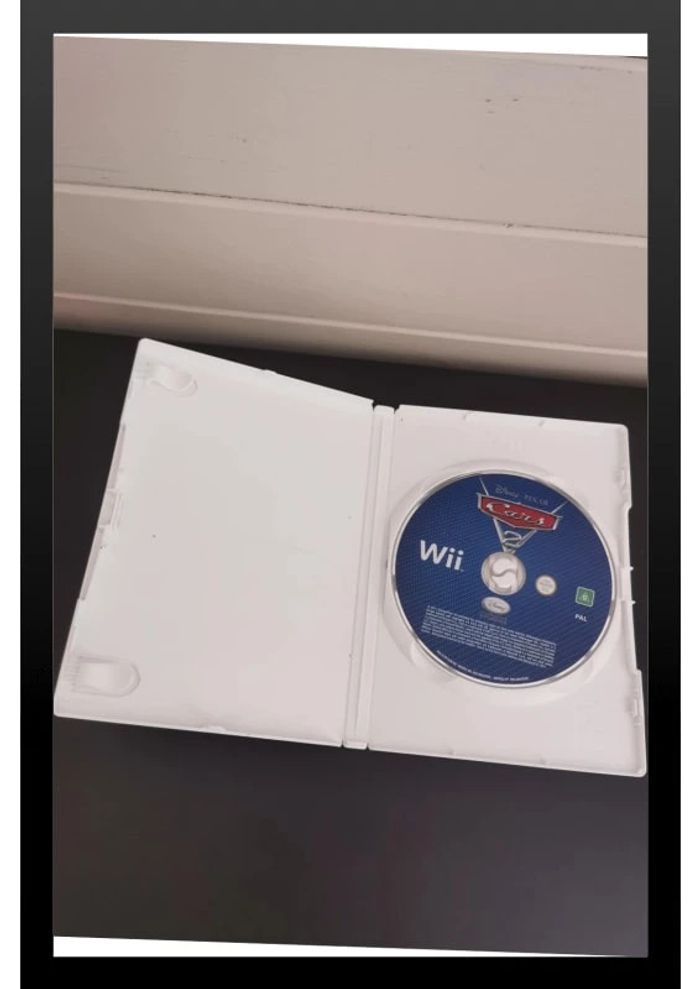 Jeu de WII "Cars 2" - photo numéro 3