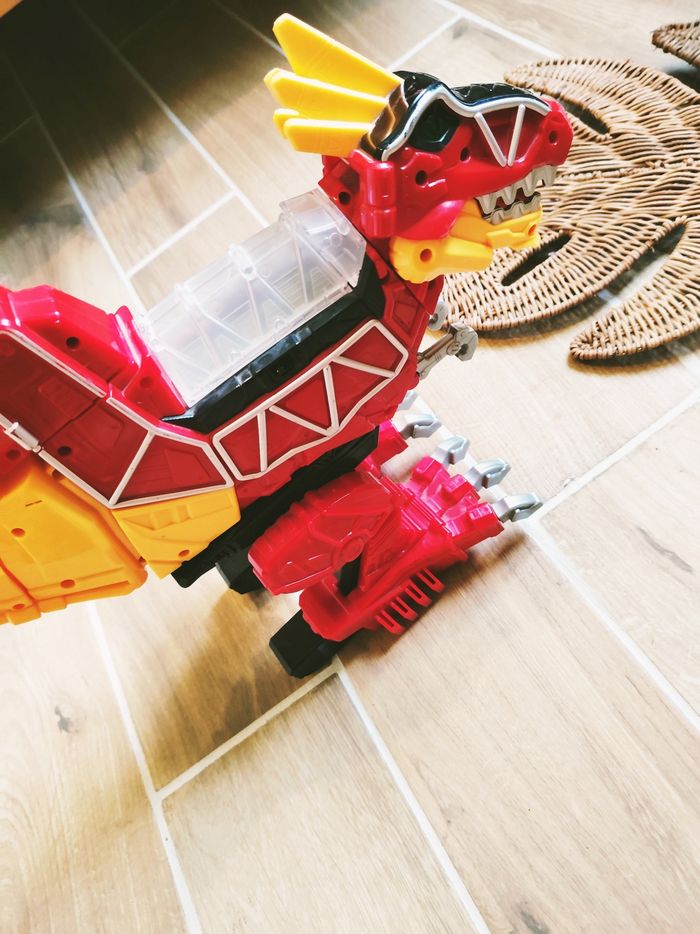 🦕 Power rangers dino charge Rumble r Noar Dinosaure Tyrannosaure t-rex électronique sons et lumières - photo numéro 4