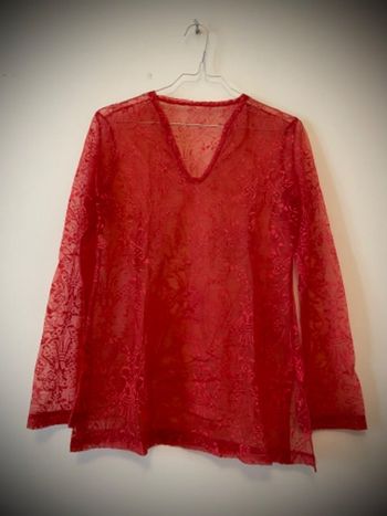 Blouse rouge/bordeaux en dentelle taille S/36