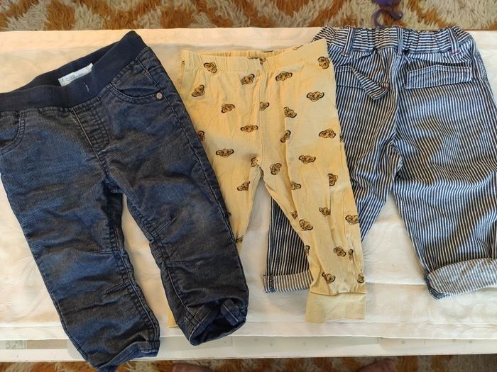 Lot de 3 pantalons - 18 mois - bon état