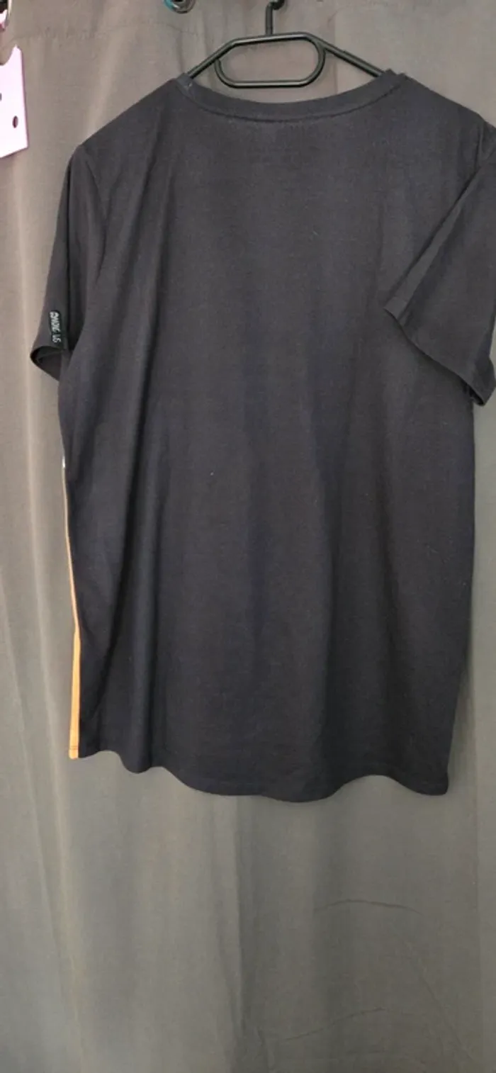 Tee shirt among us S - photo numéro 3