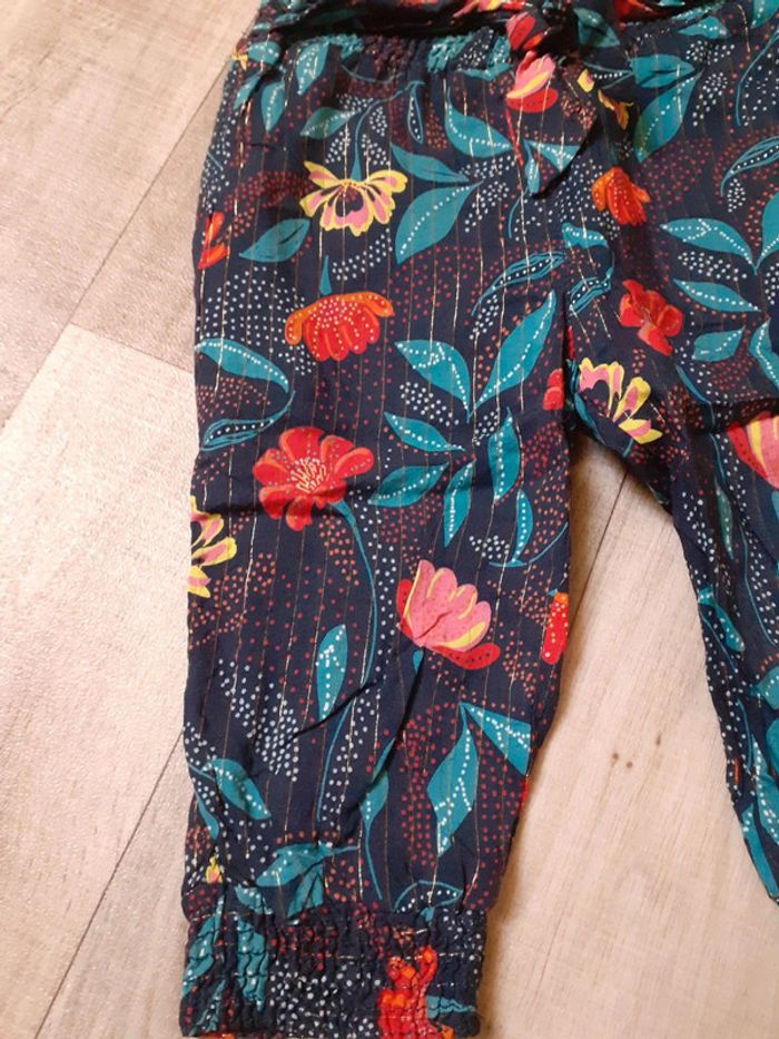 Pantalon sarouel fille motif fleuri coloré 3 ans neuf - photo numéro 2