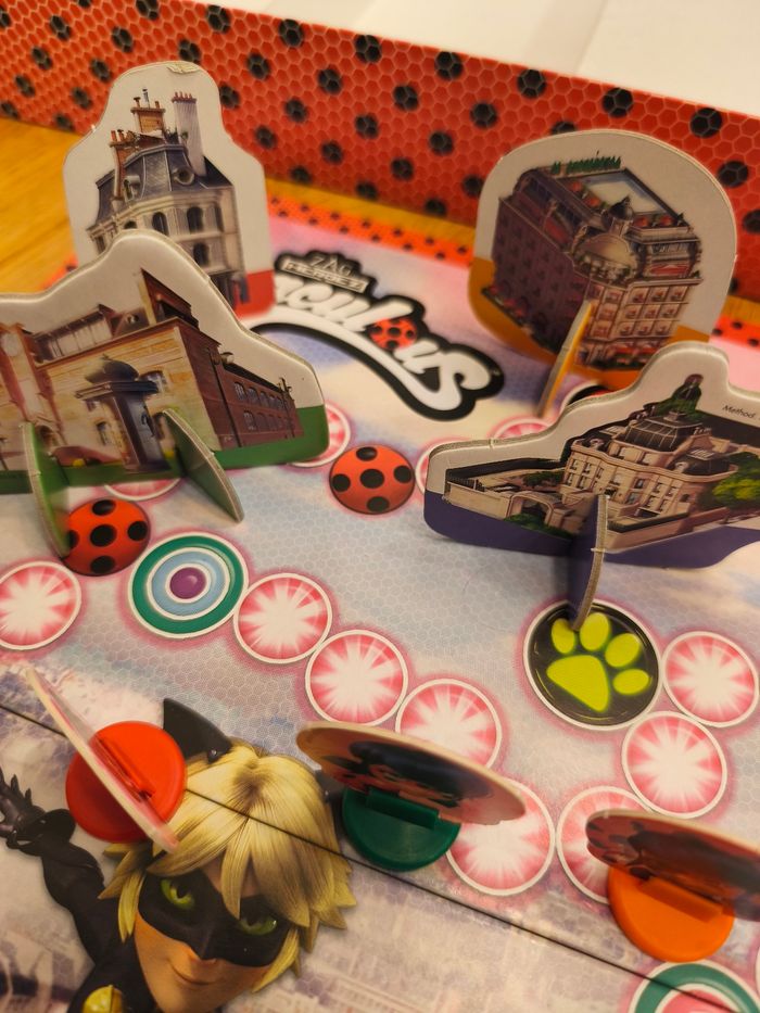 Jeu : Miraculous À la poursuite du papillon - photo numéro 7