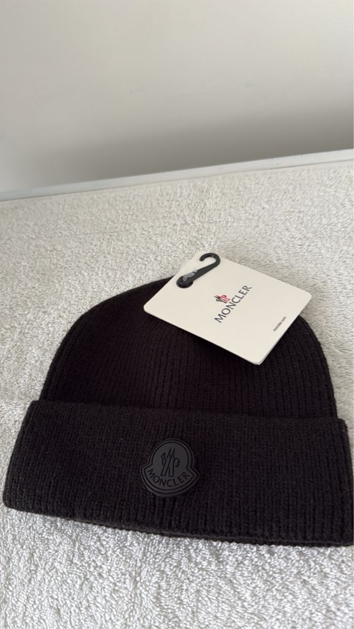 Bonnet moncler - photo numéro 8