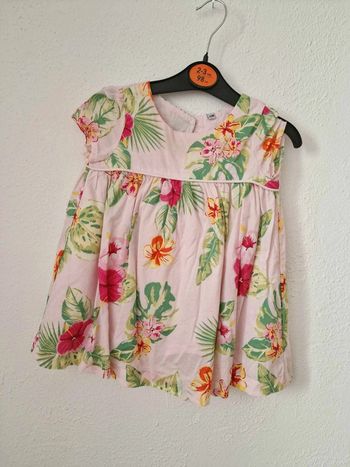 Robe fleurie taille 12 mois