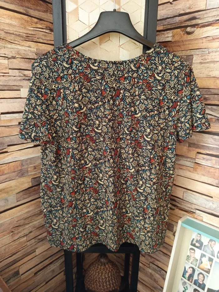 Tshirt chemisier fleuri - photo numéro 5