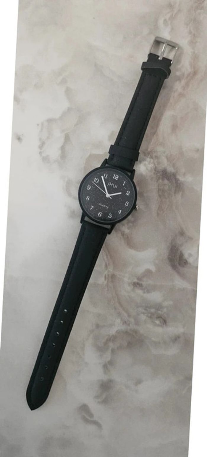 Montre neuve pour femme - photo numéro 2