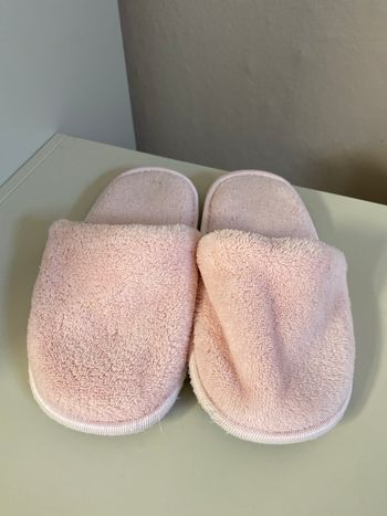 Chaussons pantoufles roses taille 31