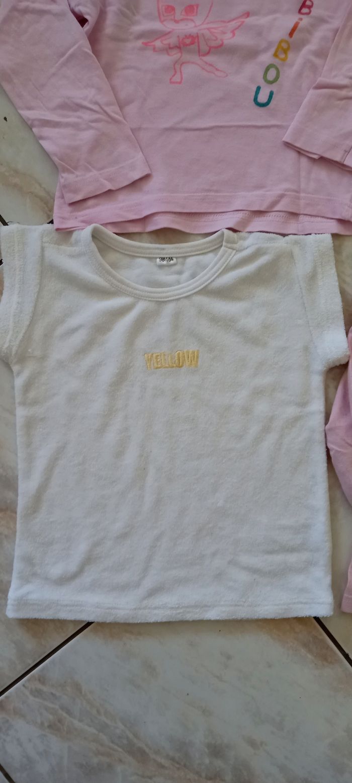 Lot de t-shirts manches longues taille 3/4 ans - photo numéro 3