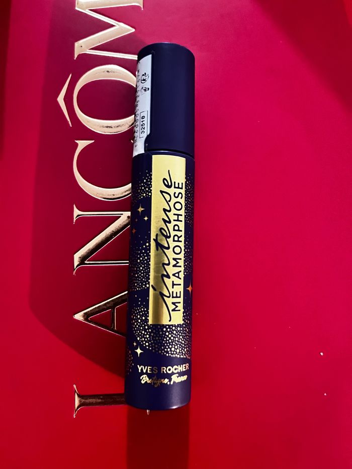 Mascara  métamorphose, couleur noir, yves rocher