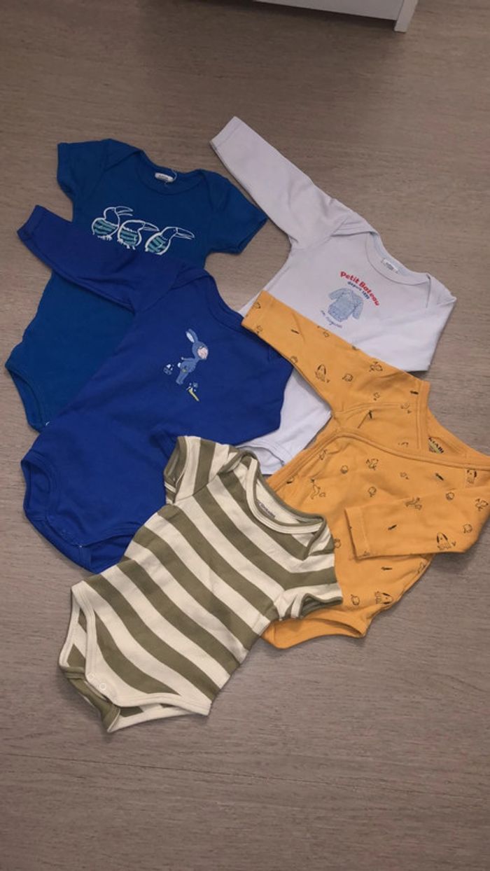 Bodys petit bateau et autres 6mois
